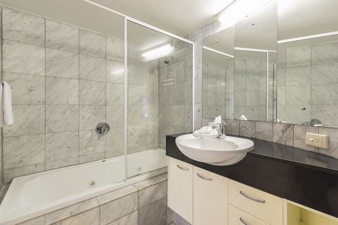 The Cove Noosa - Accommodation 4U 4