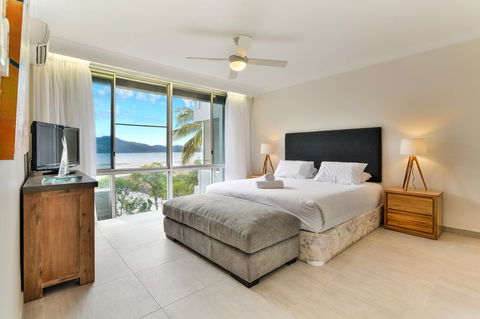Frangipani 104 - Hamilton Island - Accommodation 4U 3