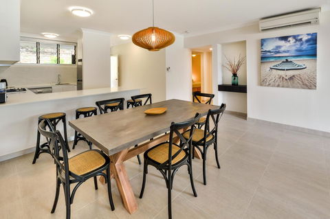 Frangipani 104 - Hamilton Island - Accommodation 4U 6