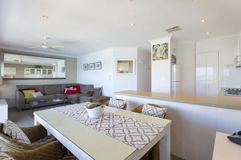 Noosa Shores Resort - Accommodation 4U 23