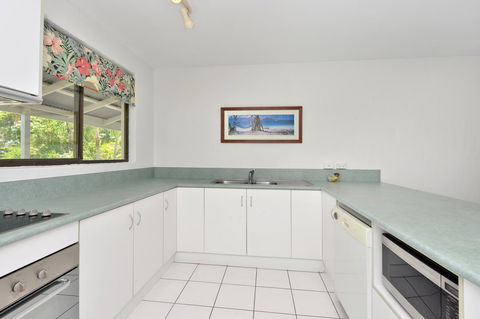 Seascape Holidays At Beachfront Terraces - Accommodation 4U 14