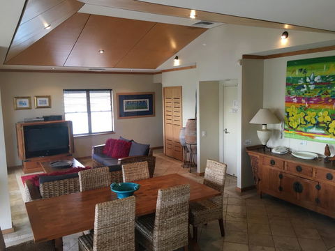 Bella Casa Noosa - Accommodation 4U 40