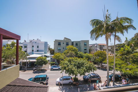 Bella Casa Noosa - Accommodation 4U 19