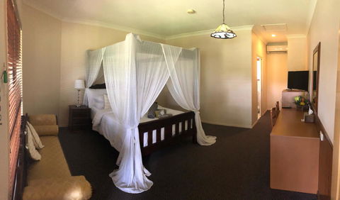The Bearded Dragon Boutique Hotel - Accommodation 4U 6