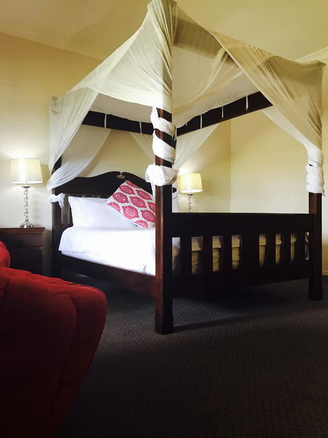 The Bearded Dragon Boutique Hotel - Accommodation 4U 36