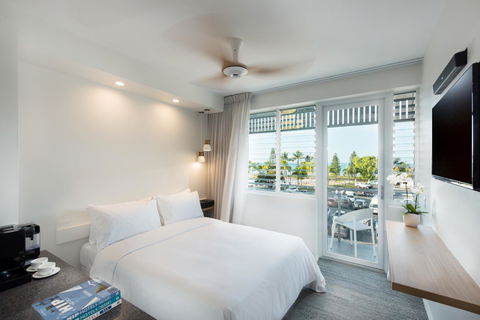 Heart Hotel And Gallery Whitsundays - Accommodation 4U 5