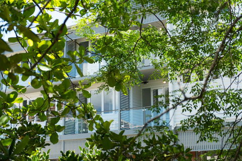 Heart Hotel And Gallery Whitsundays - Accommodation 4U 9