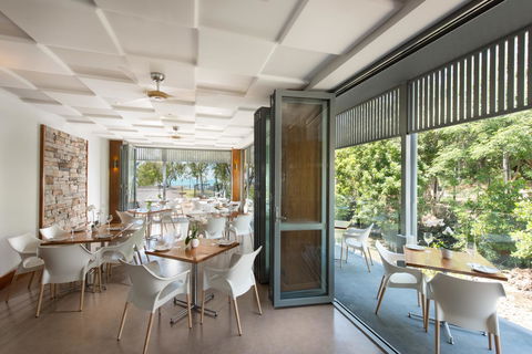 Heart Hotel And Gallery Whitsundays - Accommodation 4U 6