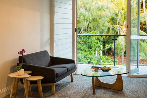 Heart Hotel And Gallery Whitsundays - Accommodation 4U 15
