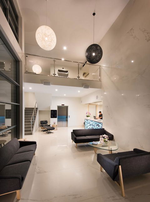 Heart Hotel And Gallery Whitsundays - Accommodation 4U 7
