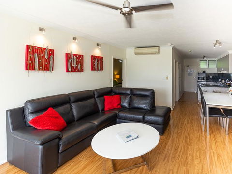 Beach Lodges - Accommodation 4U 32