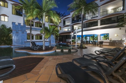 Regal Port Douglas - Accommodation 4U 8