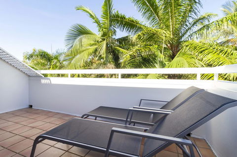 The White House Port Douglas - Accommodation 4U 32