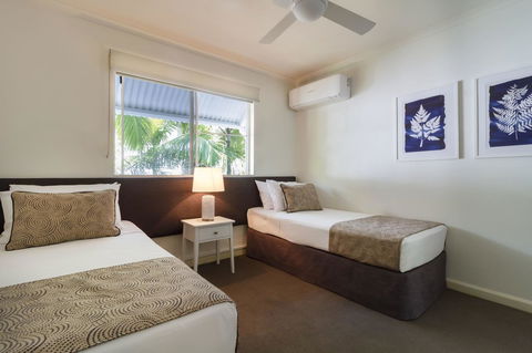 The White House Port Douglas - Accommodation 4U 37