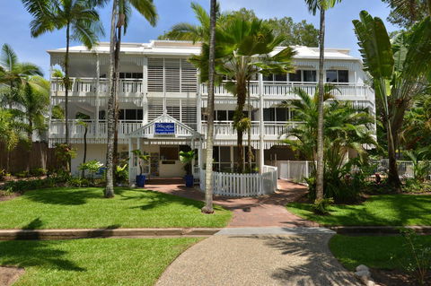 The White House Port Douglas - Accommodation 4U 0