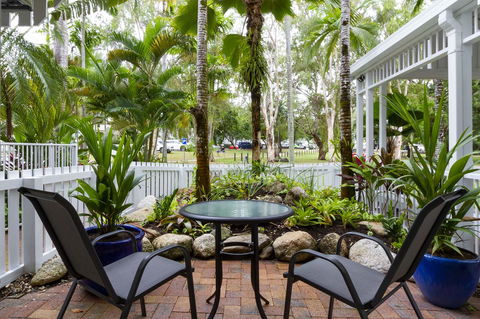 The White House Port Douglas - Accommodation 4U 9