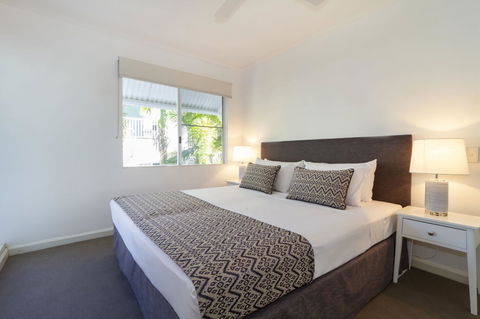 The White House Port Douglas - Accommodation 4U 35