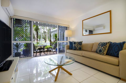 The White House Port Douglas - Accommodation 4U 3