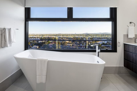 First Light Mooloolaba, Ascend Hotel Collection - Accommodation 4U 4