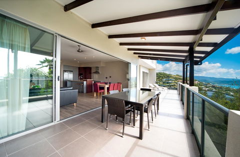 Whitsunday Reflections - Accommodation 4U 2