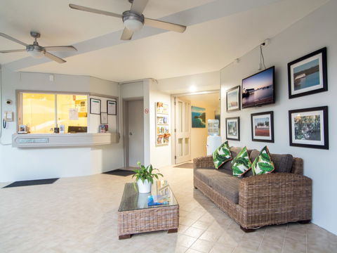 The Port Douglas Queenslander - Accommodation 4U 23