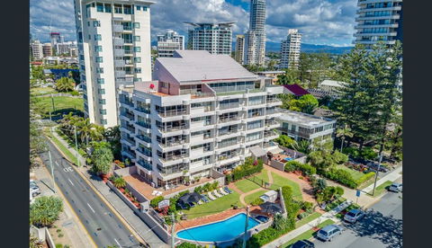 Surfers Chalet - Accommodation 4U 30