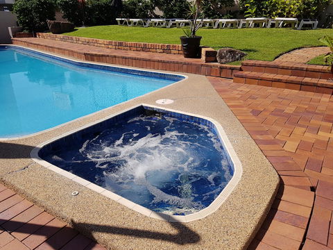 Surfers Chalet - Accommodation 4U 26