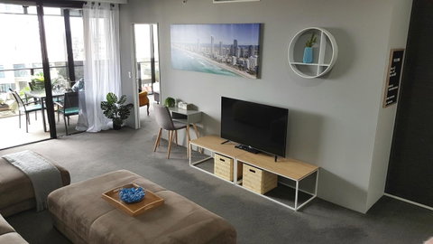 Circle Luxury Holidays - Accommodation 4U 15