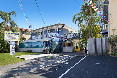 Backpackers In Paradise 18-35 Hostel - Accommodation 4U 29