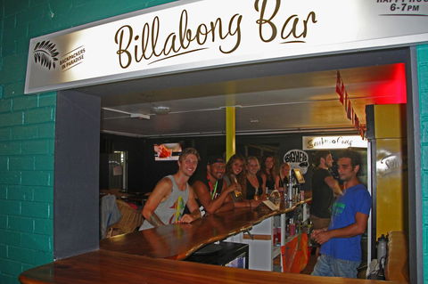 Backpackers In Paradise 18-35 Hostel - Accommodation 4U 12