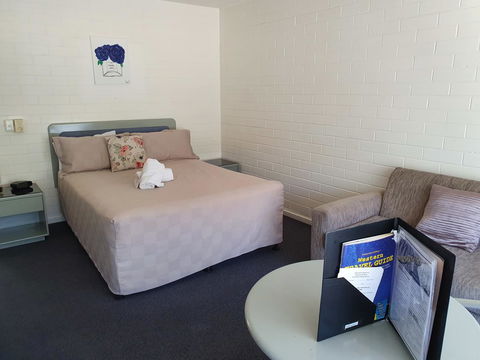 Dalby Manor Motor Inn - Accommodation 4U 7