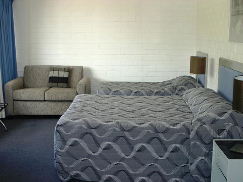 Dalby Manor Motor Inn - Accommodation 4U 35