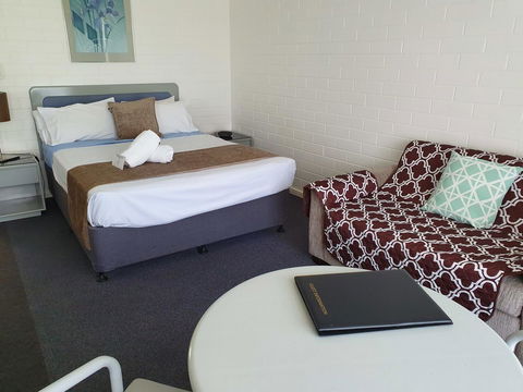 Dalby Manor Motor Inn - Accommodation 4U 9