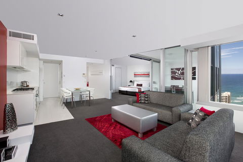 Q1 Resort & Spa - Official - Accommodation 4U 27