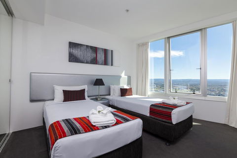 Q1 Resort & Spa - Official - Accommodation 4U 26