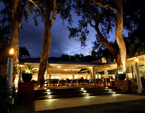 The Reef House Adults Retreat - Enjoy 28 Complimentary Inclusions - Accommodation 4U 11