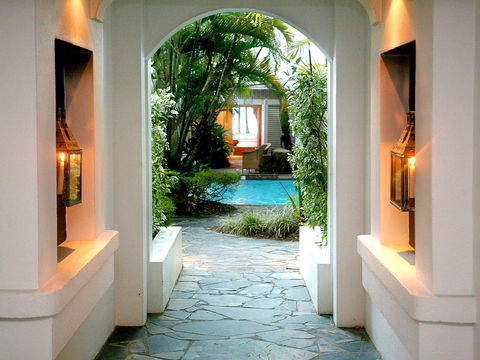 The Reef House Adults Retreat - Enjoy 28 Complimentary Inclusions - Accommodation 4U 44