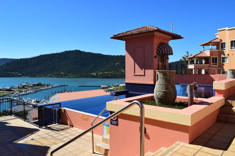 Martinique Whitsunday Resort - Accommodation 4U 30