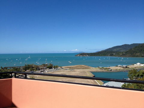 Martinique Whitsunday Resort - Accommodation 4U 42