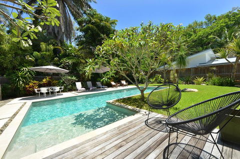 Jamaica Beach House - Accommodation 4U 4