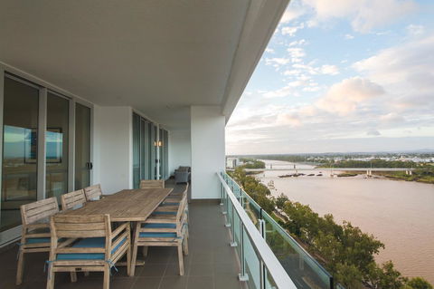 Empire Apartment Hotel Rockhampton - Accommodation 4U 1