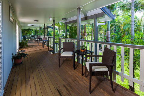 King Reef Resort - Accommodation 4U 40