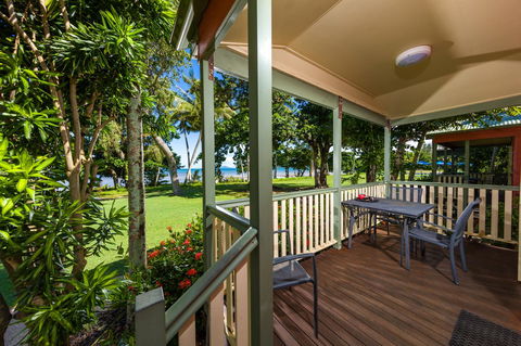 King Reef Resort - Accommodation 4U 1