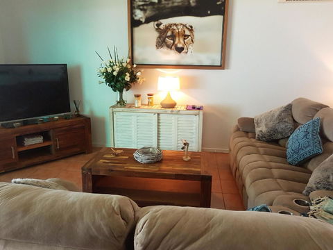 King Reef Resort - Accommodation 4U 10