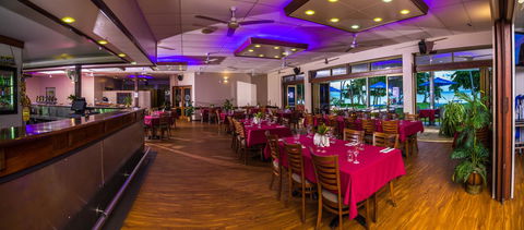 King Reef Resort - Accommodation 4U 6