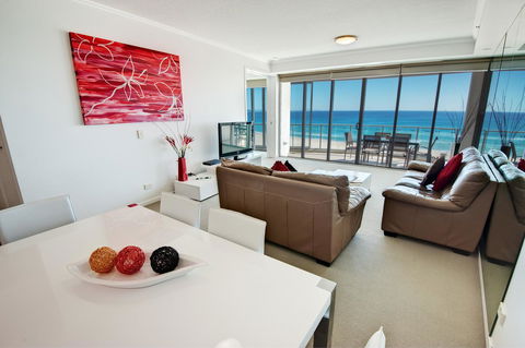 Reflections Tower Two - Accommodation 4U 21