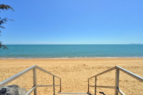 Bellevue At Trinity Beach - Accommodation 4U 10