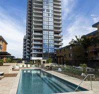 Boardwalk Burleigh Beach - Official - Accommodation 4U
