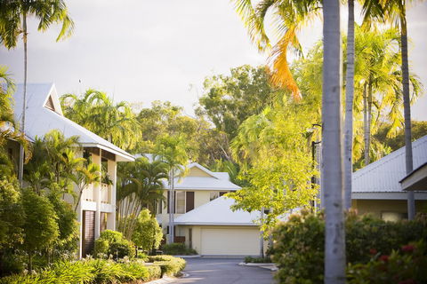 Paradise Links Resort Port Douglas - Accommodation 4U 1