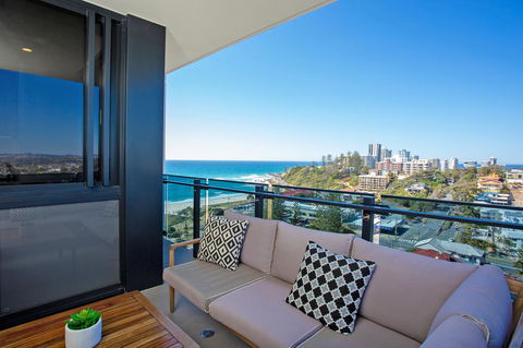 Iconic Kirra Beach Resort - Accommodation 4U 19